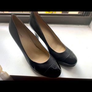 Black Tahari Platform Pumps